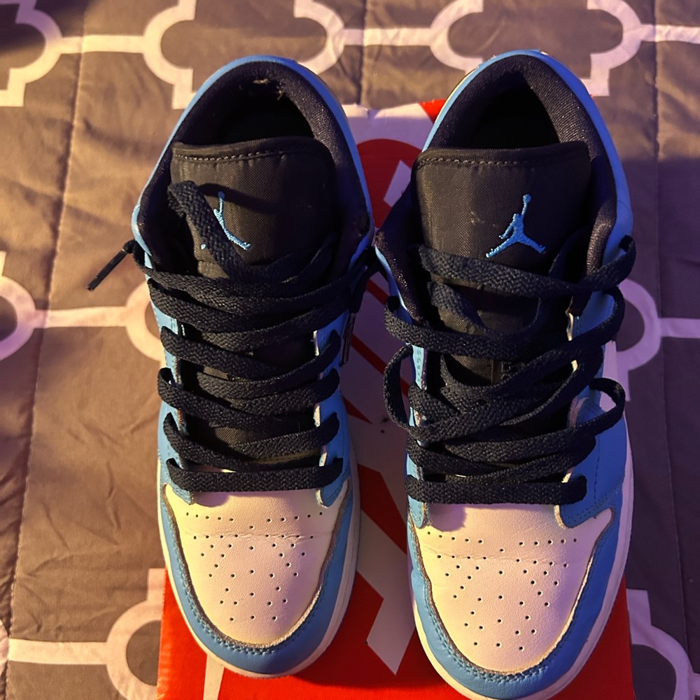 Jordan 1 low